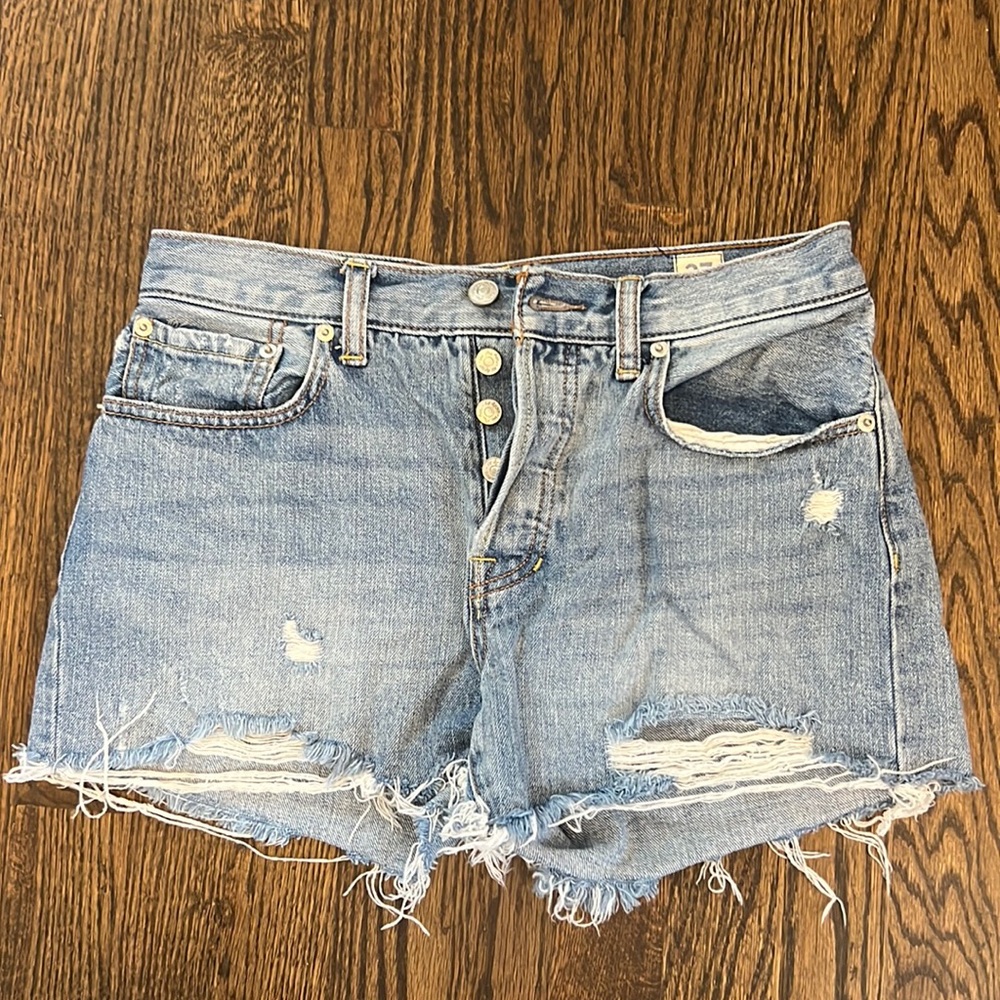 We the free size 27 jean shorts.